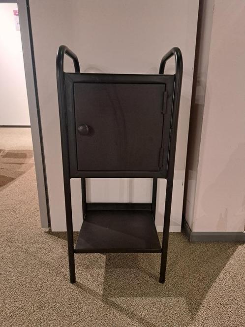 Nachtkastje Pandora, Huis en Inrichting, Slaapkamer | Nachtkastjes, Zo goed als nieuw, Minder dan 55 cm, Minder dan 45 cm, Hout