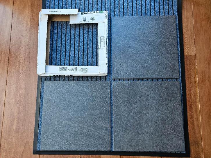 3 antraciete gerectificeerde vloertegels van 45x45, Doe-het-zelf en Verbouw, Tegels, Nieuw, Vloertegels, Hardsteen, 40 tot 60 cm
