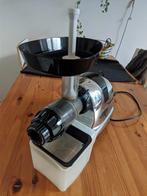 Slowjuicer Omega J8228C, Witgoed en Apparatuur, Juicers, Ophalen of Verzenden, Gebruikt, Elektrisch, Slowjuicer
