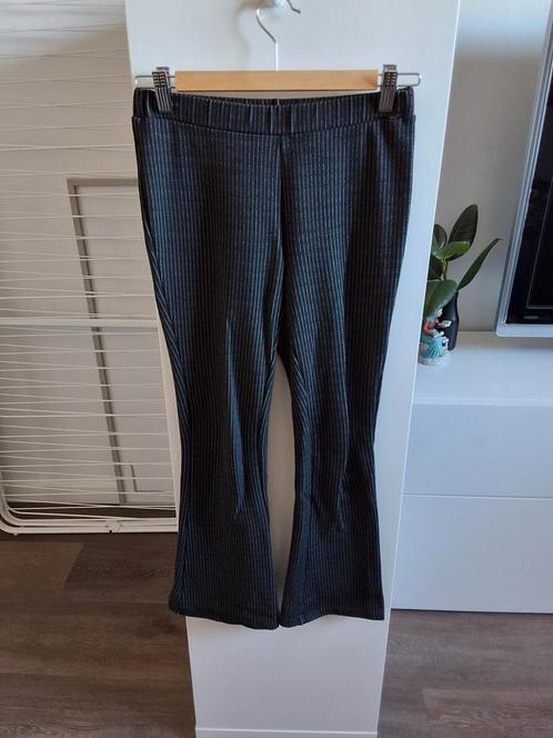 Flared van WE maat 158-164, Kinderen en Baby's, Kinderkleding | Maat 158, Gebruikt, Meisje, Broek, Verzenden