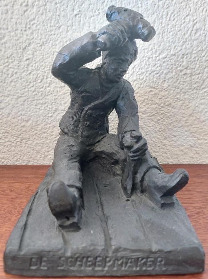 Beeldje De Scheepmaker, Verzamelen, Beelden en Beeldjes, Zo goed als nieuw, Mens, Ophalen of Verzenden