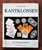 Nel Leeuwrik: Kantklossen (met 50 nieuwe patronen 1e dr 1942, Boeken, Hobby en Vrije tijd, Ophalen of Verzenden