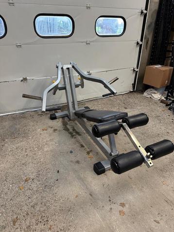 Decline benchpress machine/ bench press/ brustpresse beschikbaar voor biedingen