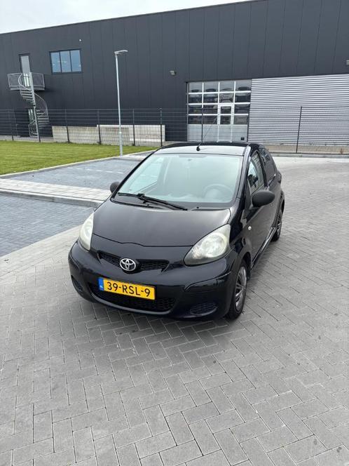 Toyota Aygo 1.0 12V Vvt-i 5DRS 2011 |AIRCO | ELEK.RAMEN, Auto's, Toyota, Particulier, Aygo, ABS, Airbags, Airconditioning, Centrale vergrendeling