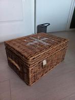 Riviera maison mand!, Huis en Inrichting, Woonaccessoires | Schalen en Manden, Mand, Ophalen of Verzenden, Zo goed als nieuw, Riet