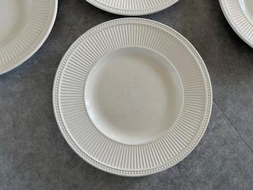 Wedgwood Edme ontbijtbord 23 cm beschikbaar voor biedingen