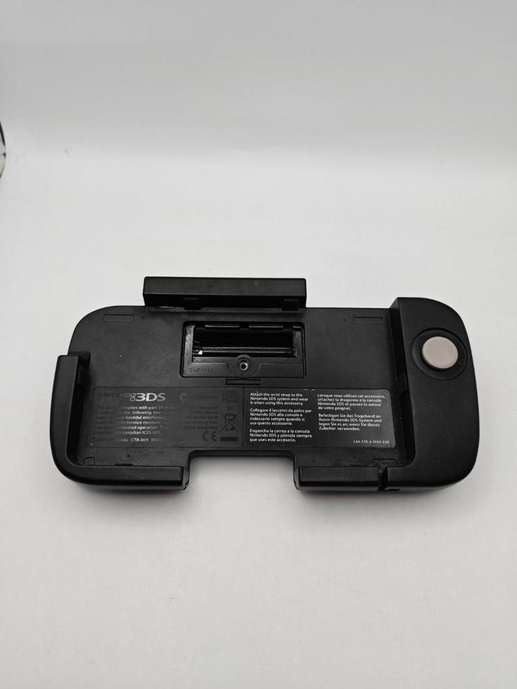 3DS Circle Pad Pro, Spelcomputers en Games, Games | Nintendo 2DS en 3DS, Zo goed als nieuw, Avontuur en Actie, 1 speler, Vanaf 3 jaar