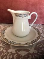 Melkkannetje met schotel Vohenstrauss (150820), Huis en Inrichting, Keuken | Servies, Overige typen, Ophalen of Verzenden, Zo goed als nieuw