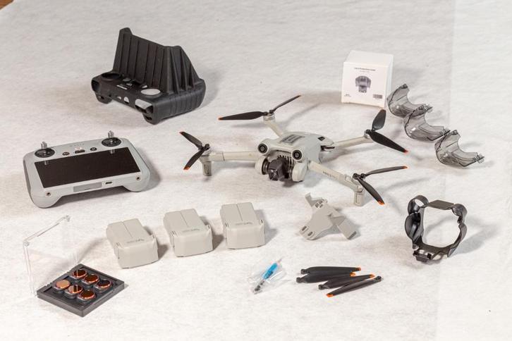 dji drone mini 3 pro fly more combo, Audio, Tv en Foto, Drones, Zo goed als nieuw, Drone met camera, Ophalen
