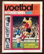 Oude Voetbal Int.1972 blad Met Johan Cruyff Thuis bezoek, Verzamelen, Ophalen of Verzenden, Zo goed als nieuw