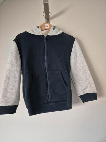 Primark vestje maat 104 beschikbaar voor biedingen