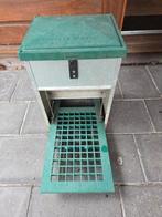 Feedomatic voederbak voor kippen- 5 kg, Dieren en Toebehoren, Pluimvee | Toebehoren, Ophalen of Verzenden, Gebruikt, Drinken en Voederen