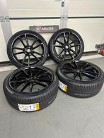 Pretoria Look velgen + Pirelli zomerbanden 18” 5x112 nieuw, Dokter h.j jagerstraat 36, 18 inch, Banden en Velgen, Nieuw