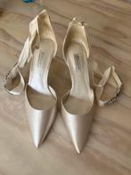 Ivoorkleurige bruidspumps maat 38, Ophalen, Zo goed als nieuw, Wit, Pumps