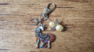 Sleutelhanger paarden pony horse A cartoon beschermengeltje beschikbaar voor biedingen