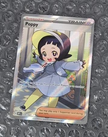 Full Art Trainer Poppy 220/197 Obsidian Flames Scarlet & Vio beschikbaar voor biedingen
