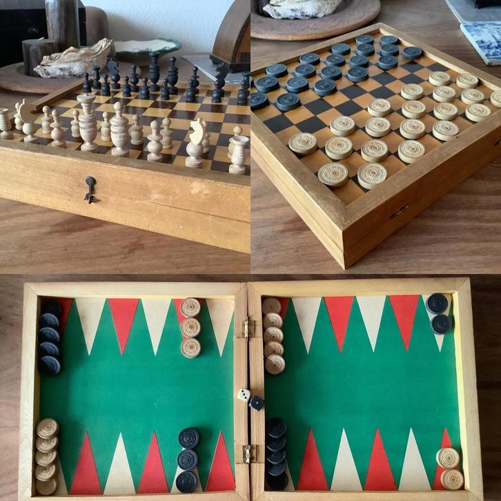 Antieke compacte spellenkist schaken dammen backgammon kist, Hobby en Vrije tijd, Gezelschapsspellen | Bordspellen, Gebruikt, Een of twee spelers