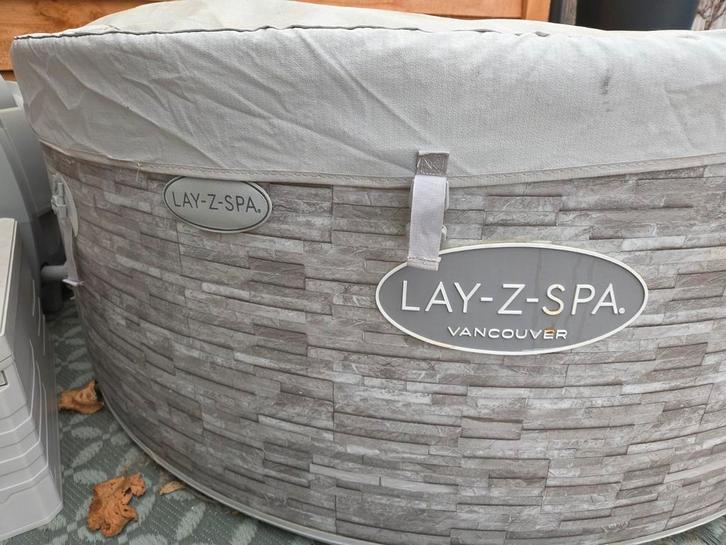 Lay-Z-Spa Vancouver Opblaasbare Jacuzzi, Tuin en Terras, Bubbelbaden en Hottubs, Afdekzeil, Pomp, Ophalen of Verzenden