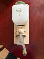 Vintage handkoffiemolen wandmodel van het merk PeDe, Ophalen of Verzenden