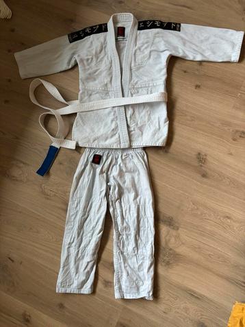 Judopak maat 140 beschikbaar voor biedingen