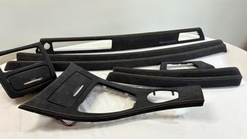 BMW Performance Alcantara interieurlijsten E90 E91 E92 E93 beschikbaar voor biedingen