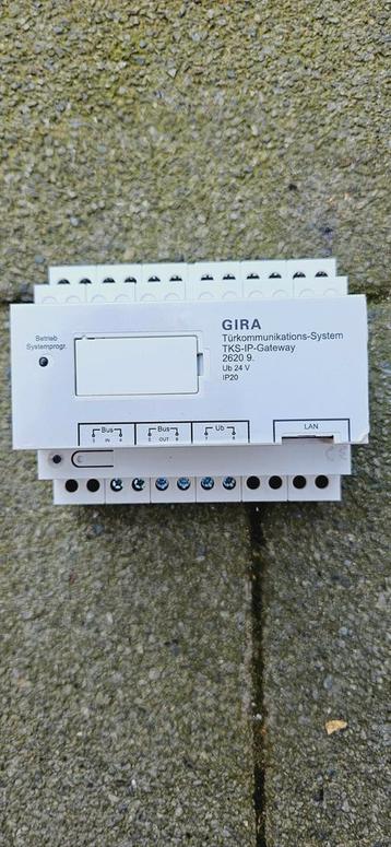 Diverse gira knx bus en intercom componenten  beschikbaar voor biedingen