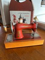Orsha solide kinder naaimachine charlimpex ussr, Antiek en Kunst, Antiek | Naaimachines, Ophalen of Verzenden