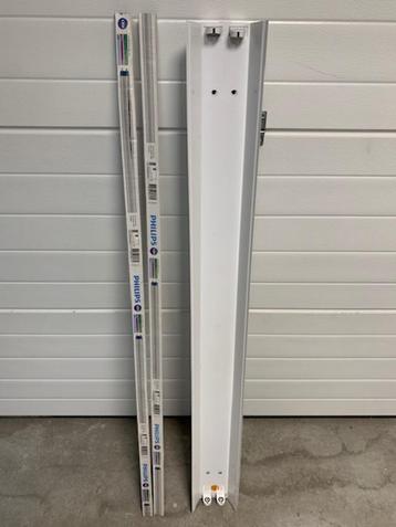 led tl balk met 2 led buizen beschikbaar voor biedingen