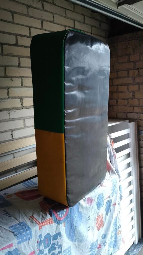Strap kussen, Sport en Fitness, Vechtsporten en Zelfverdediging, Maat XL, Ophalen of Verzenden, Zo goed als nieuw, Overige
