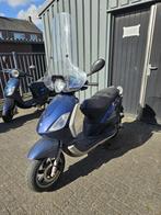 Piaggio Fly 4T - 2V Brom Bj 2009 midnight bleu Inruiler