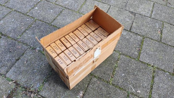 Doos pincetten ca. 470 stuks, Hobby en Vrije tijd, Knutselen, Nieuw, Gereedschap of Toebehoren, Ophalen of Verzenden