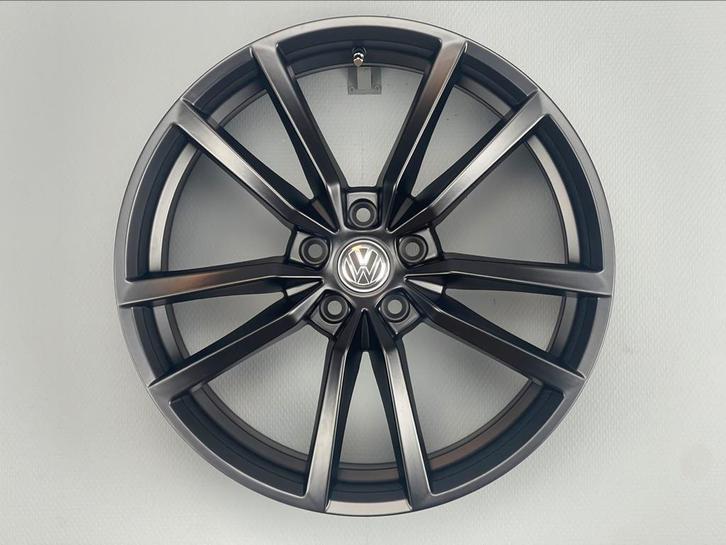Pretoria VW golf GTI TCR R-line autovelgen hoogglans & mat, Auto-onderdelen, Banden en Velgen, Velg(en), Zomerbanden, 18 inch