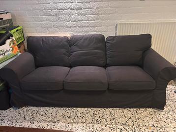 Ikea bank 3-zits beschikbaar voor biedingen