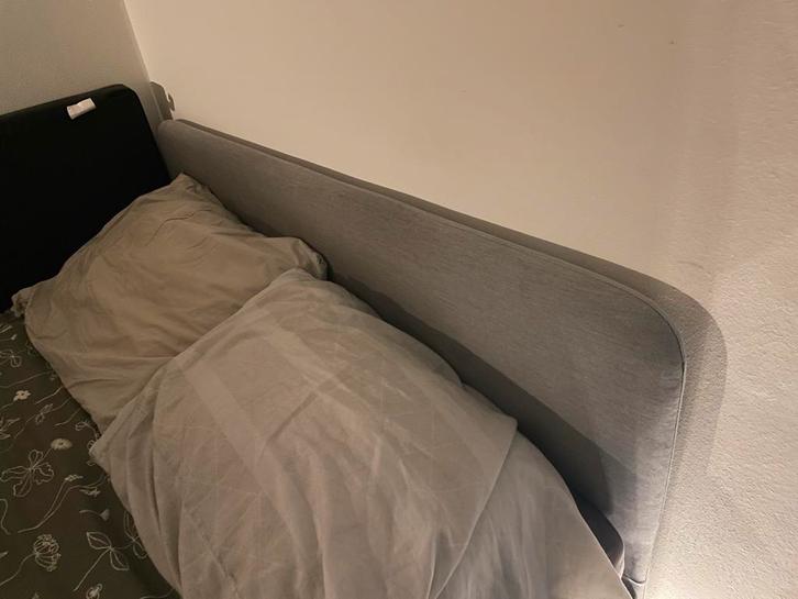 IKEA Slatum Bedframe, Huis en Inrichting, Slaapkamer | Bedden, Gebruikt, Eenpersoons, 90 cm, 200 cm, Hout, Grijs, Ophalen