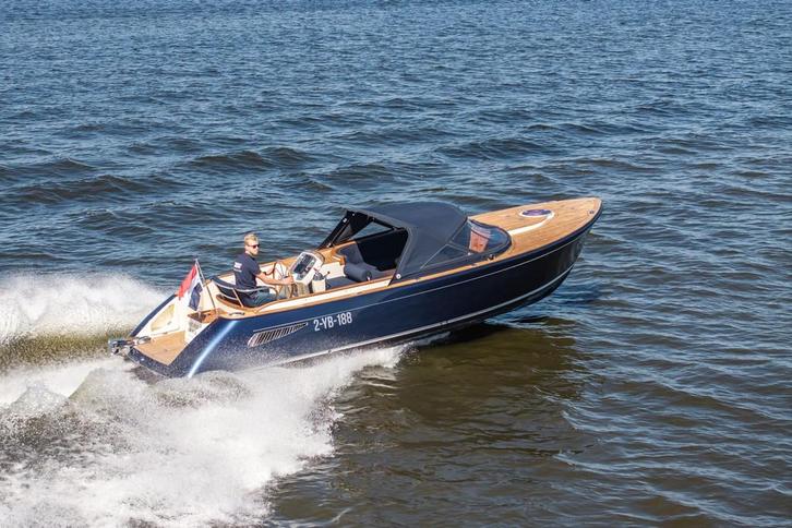Menken Hudson 26, Watersport en Boten, Speedboten, Gebruikt, 6 meter of meer, Diesel, 200 pk of meer, Polyester