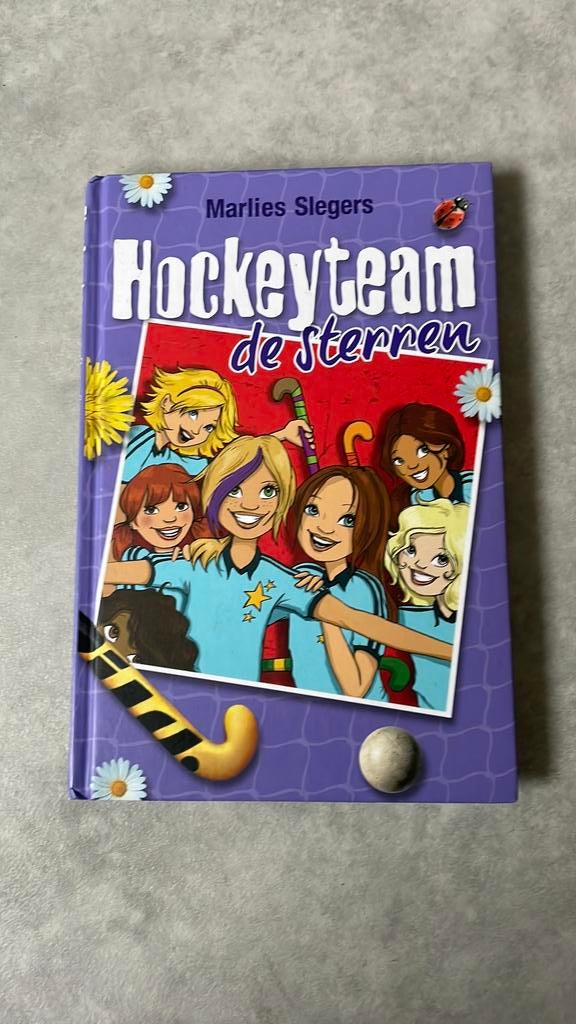 M. Slegers - Hockeyteam de Sterren, Boeken, Ophalen of Verzenden, Zo goed als nieuw, M. Slegers