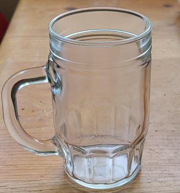 Drinkglas met  handvat, h is11cm, Vintage bierpul