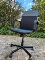 Mooi bureaustoel zwart, Huis en Inrichting, Bureaustoelen, Ophalen, Zo goed als nieuw, Zwart, Bureaufiets