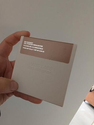 Haus Labs Highlighter - Pink Amethyst by Lady Gaga  beschikbaar voor biedingen
