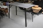 2 x hippe bartafel metaal 3D betonlook 140x70 cm. statafel