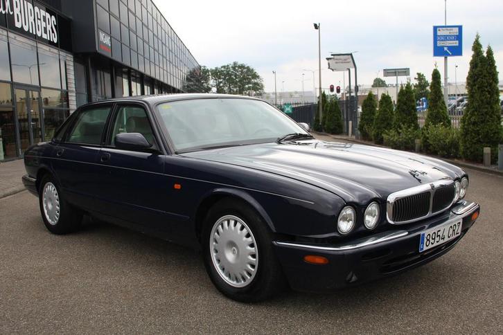 Jaguar XJ 3.2 V8 Executive (bj 1997, automaat), Auto's, Oldtimers, Bedrijf, Te koop, ABS, Airbags, Airconditioning, Alarm, Boordcomputer