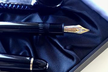 Montblanc 149 met Extra brede Tri Color Oblique punt (OBB+B) beschikbaar voor biedingen