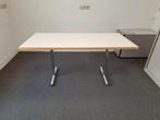 Bureau 140 x 70 cm (2 stuks), Huis en Inrichting, Bureaus, Ophalen, Gebruikt
