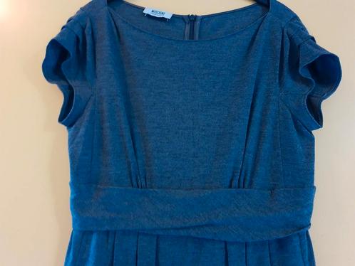 Jurk Moschino maat 40, Kleding | Dames, Jurken, Zo goed als nieuw, Maat 38/40 (M), Grijs, Onder de knie, Ophalen of Verzenden