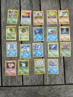 Oude Pokemon Kaarten 1999, Hobby en Vrije tijd, Verzamelkaartspellen | Pokémon, Ophalen of Verzenden, Gebruikt, Meerdere kaarten