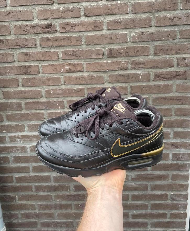 Nike Air Classic BW Velvet Brown Metallic Gold, Kleding | Heren, Schoenen, Sneakers of Gympen, Overige kleuren, Ophalen of Verzenden