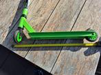 Step (groen/wit), Fietsen en Brommers, Steps, Ophalen, Gebruikt, Gewone step