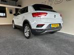 Volkswagen T-ROC 1.0 TSI STYLE STOELV LM VELGEN PDC ISOFIX 6, Auto's, Gebruikt, Euro 6, 116 pk, Wit