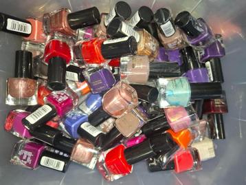 Partij max factor nagellak (advr 278) beschikbaar voor biedingen