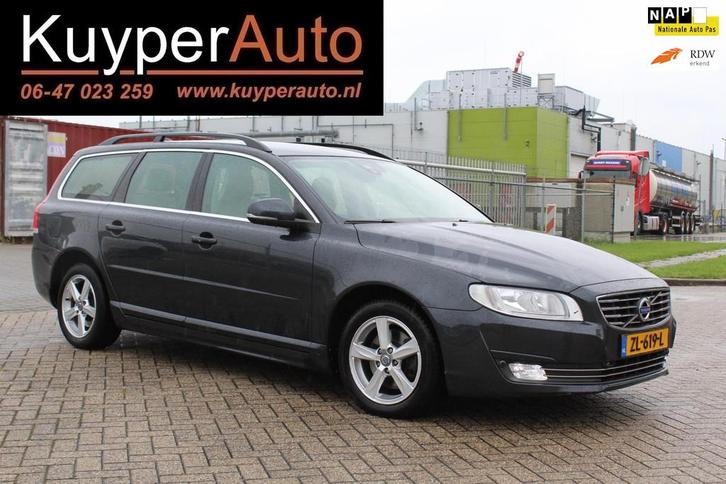 Volvo V70 2.0 D4 Summum VOL LEDER NAVI turbo defect TREKHAAK, Auto's, Volvo, Bedrijf, Te koop, V70, ABS, Airbags, Airconditioning